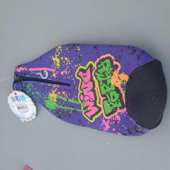 Wine Bottle Koozie Holder New - Picture 6 of 7